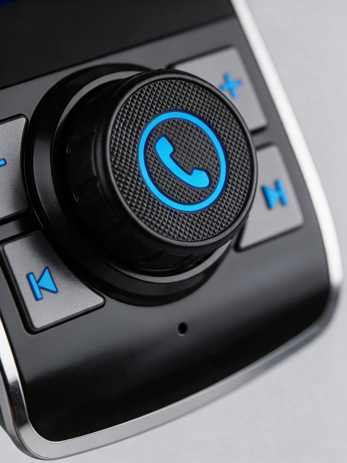 Bluetooth FM Transmitter for Car — close-up of the dial with call button